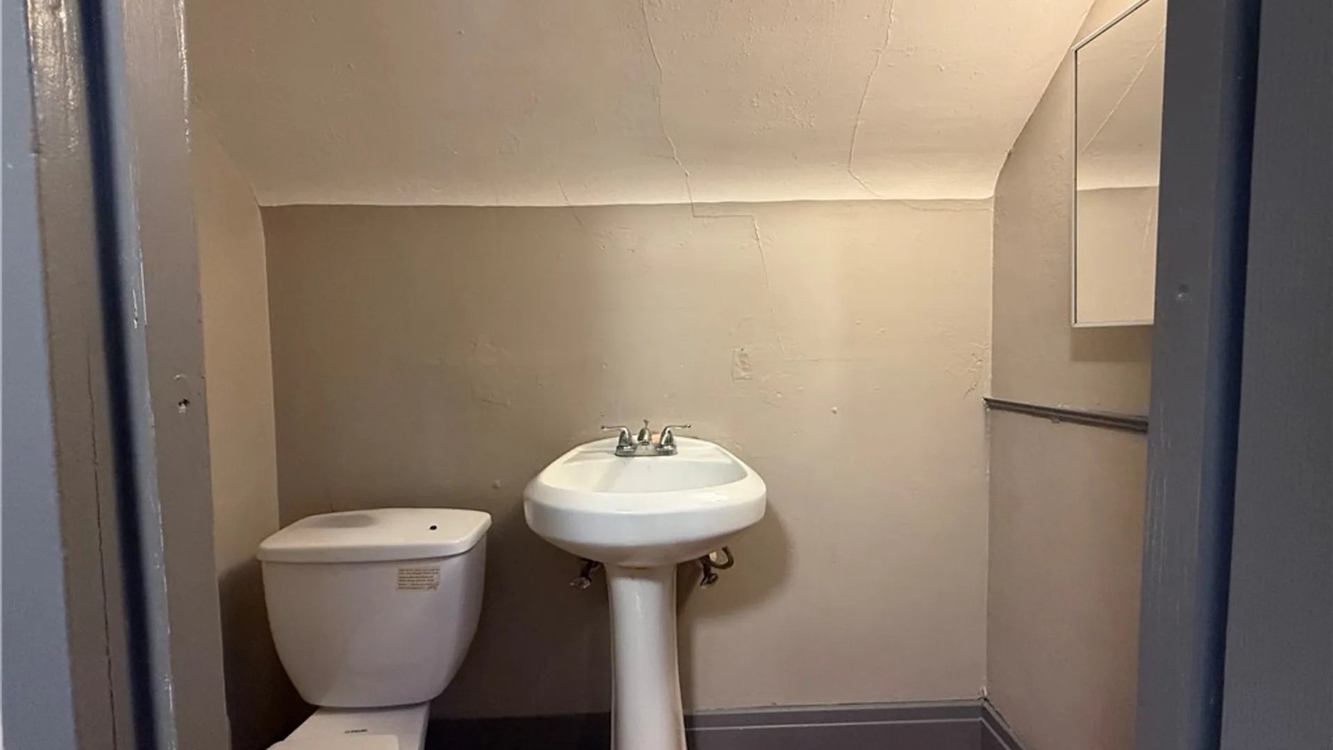 Property at 661 Minnesota Avenue, Buffalo, NY 14215 11