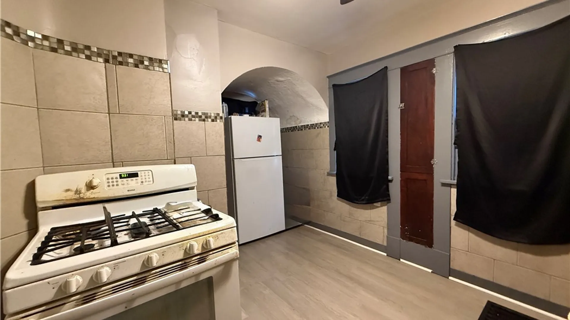 Property at 661 Minnesota Avenue, Buffalo, NY 14215 7