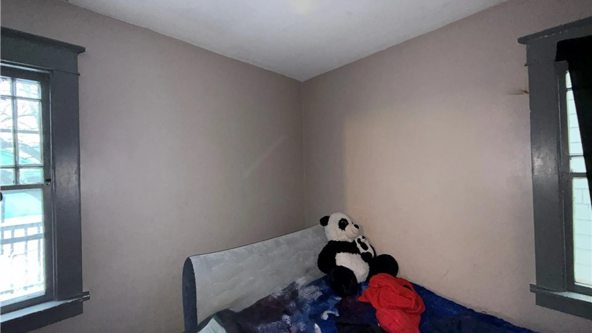 Property at 661 Minnesota Avenue, Buffalo, NY 14215 9