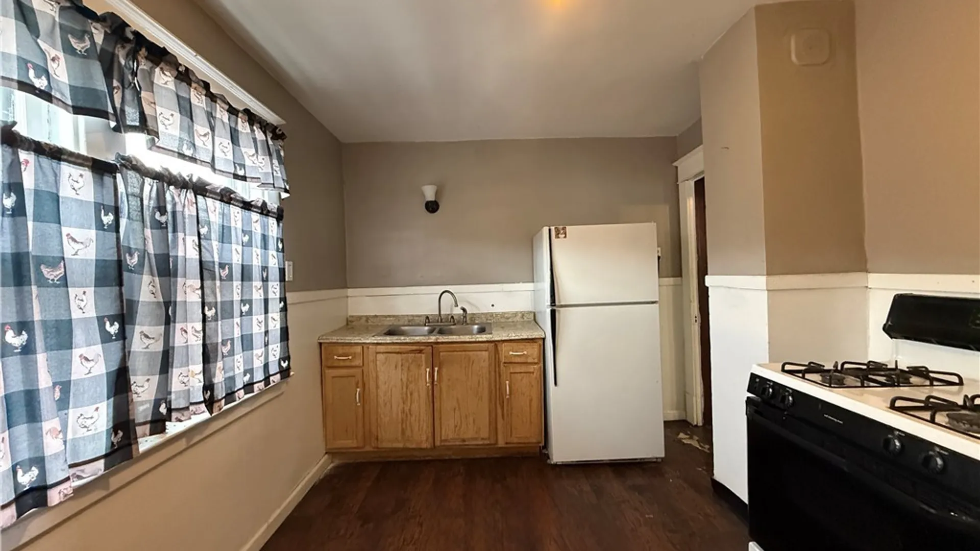 Property at 601 Minnesota Avenue, Buffalo, NY 14215 10