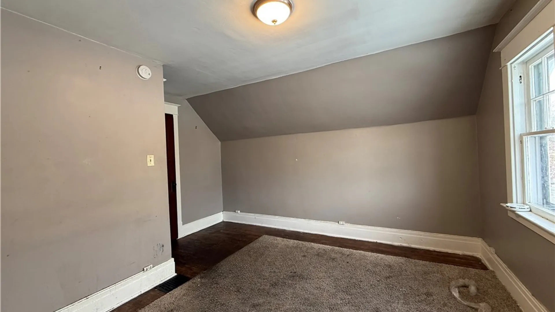 Property at 601 Minnesota Avenue, Buffalo, NY 14215 17