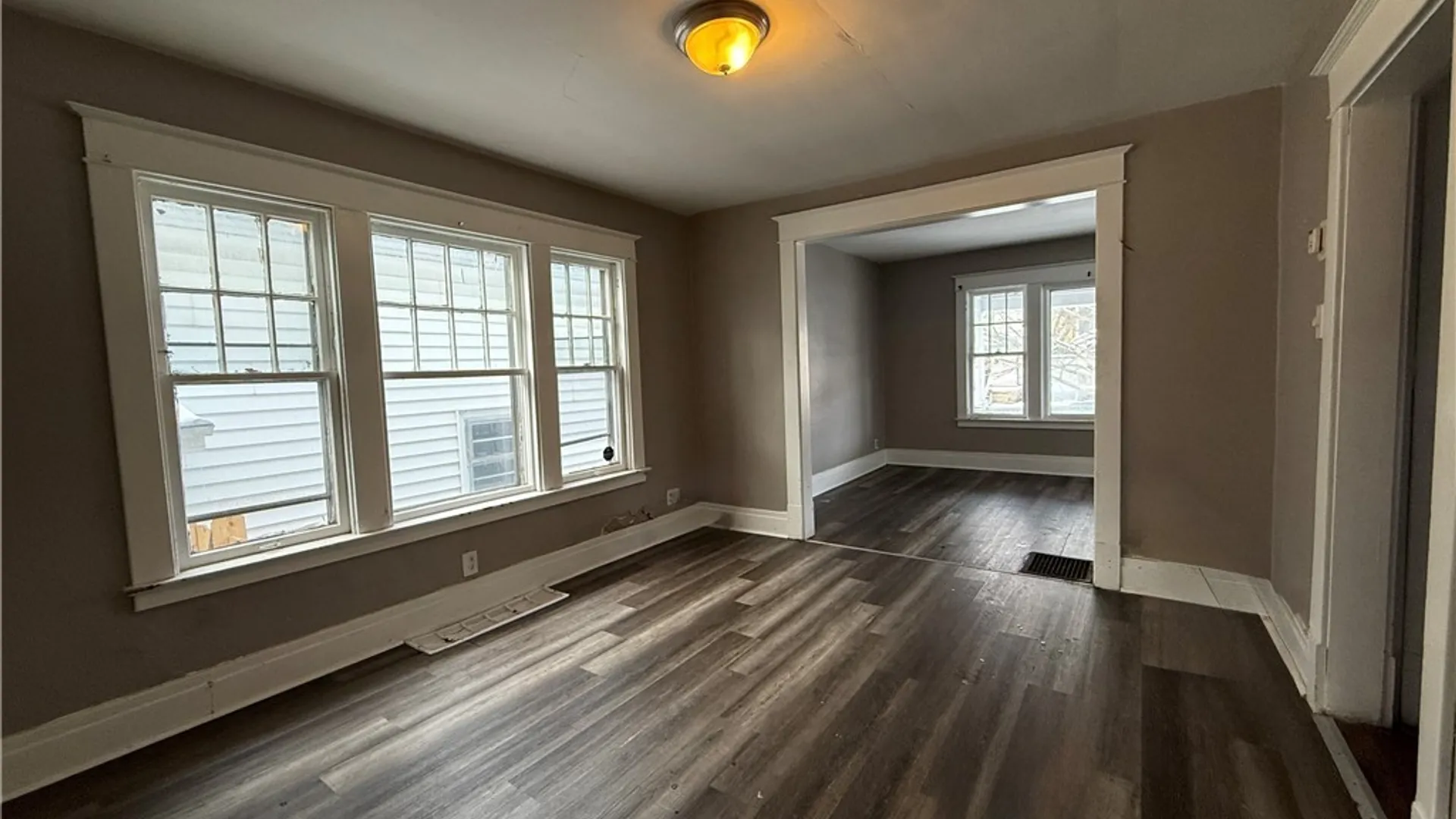 Property at 601 Minnesota Avenue, Buffalo, NY 14215 7