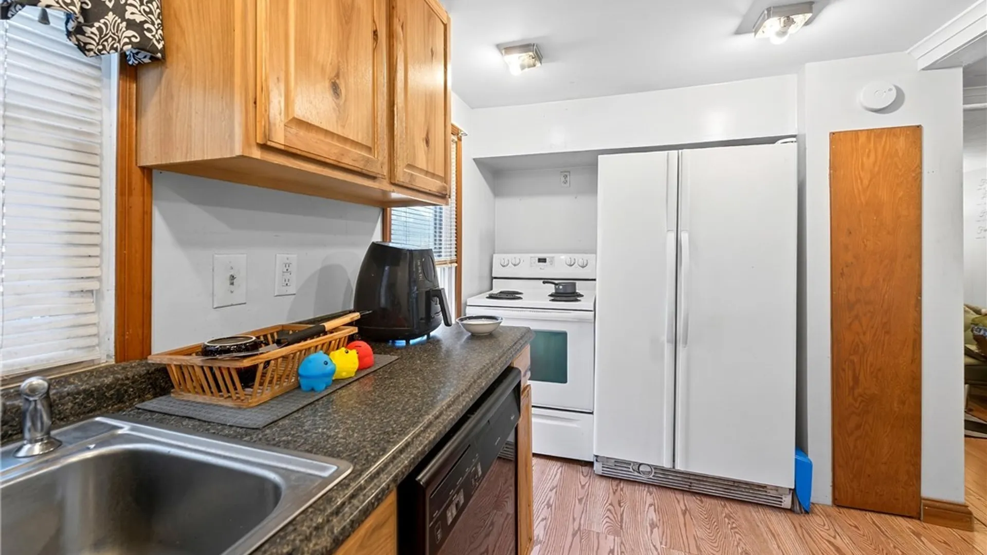 Property at 308 Nelson Avenue, DeWitt, NY 13057 11