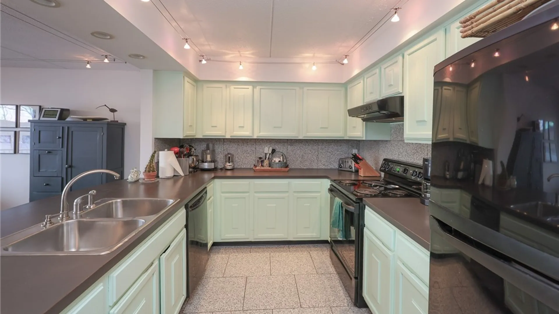 Property at 130 Cliffside Drive, South Bristol, NY 14424 10