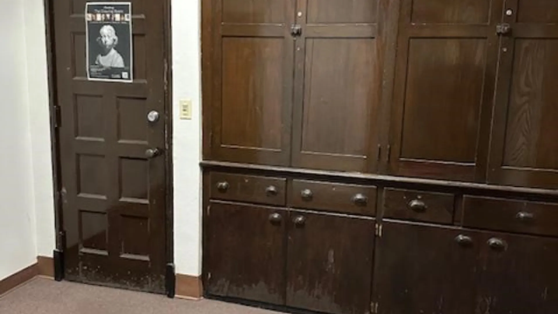 Property at 700 Parkside Avenue, Buffalo, NY 14216 4