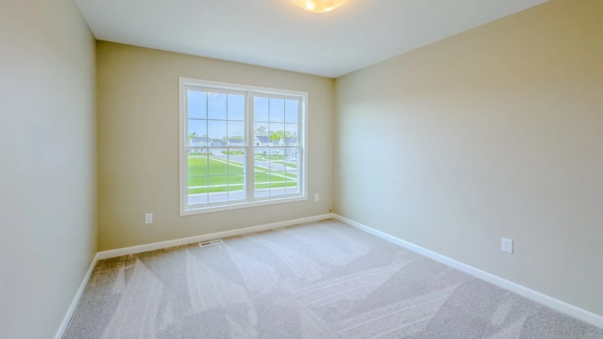 Property at 47 Greenspring Court, West Seneca, NY 14224 12