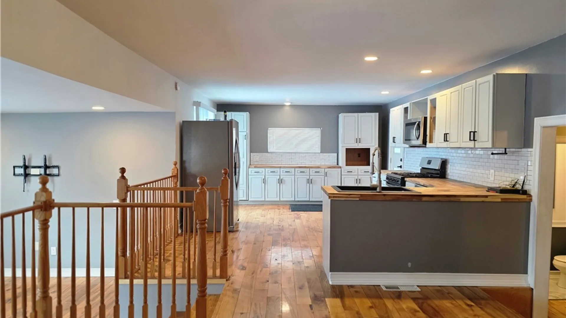 Property at 10030 Hillside Terrace, Marcy, NY 13403 14