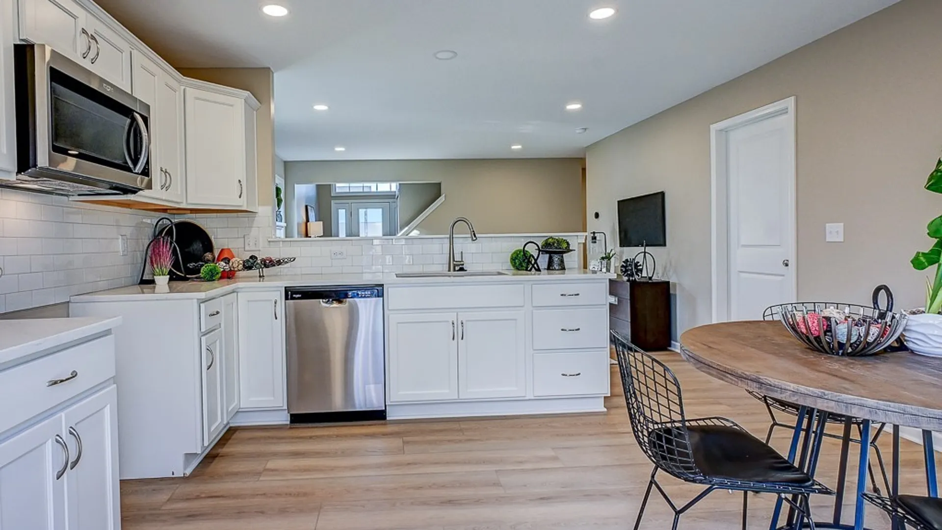 Property at 16 White Orchid Way, Lancaster, NY 14086 4