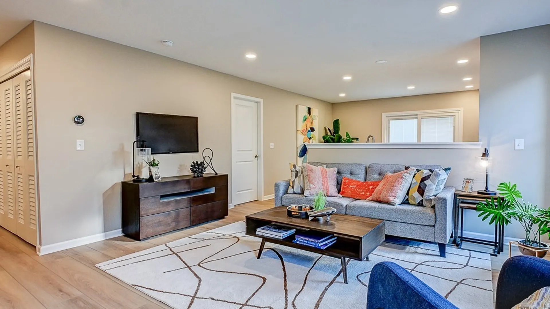 Property at 16 White Orchid Way, Lancaster, NY 14086 6