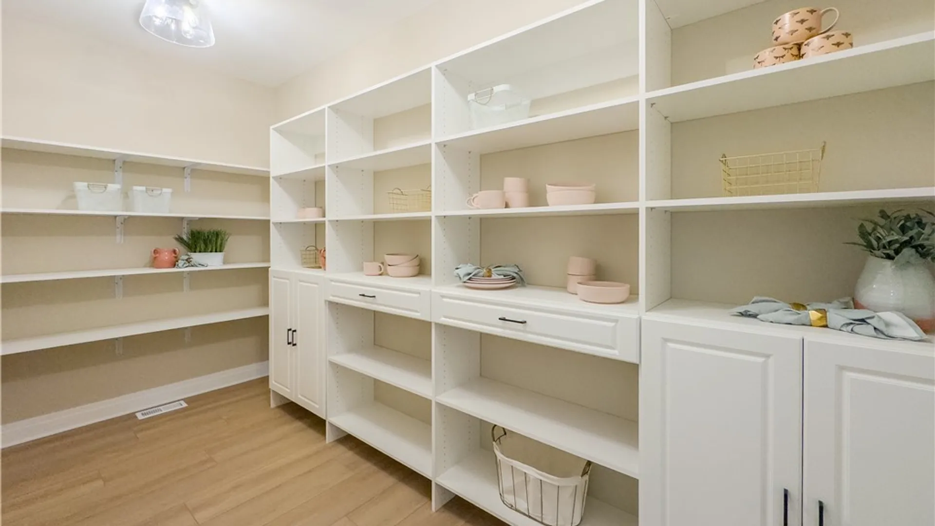 Property at 8931 Country Club Drive, Clarence, NY 14032 8