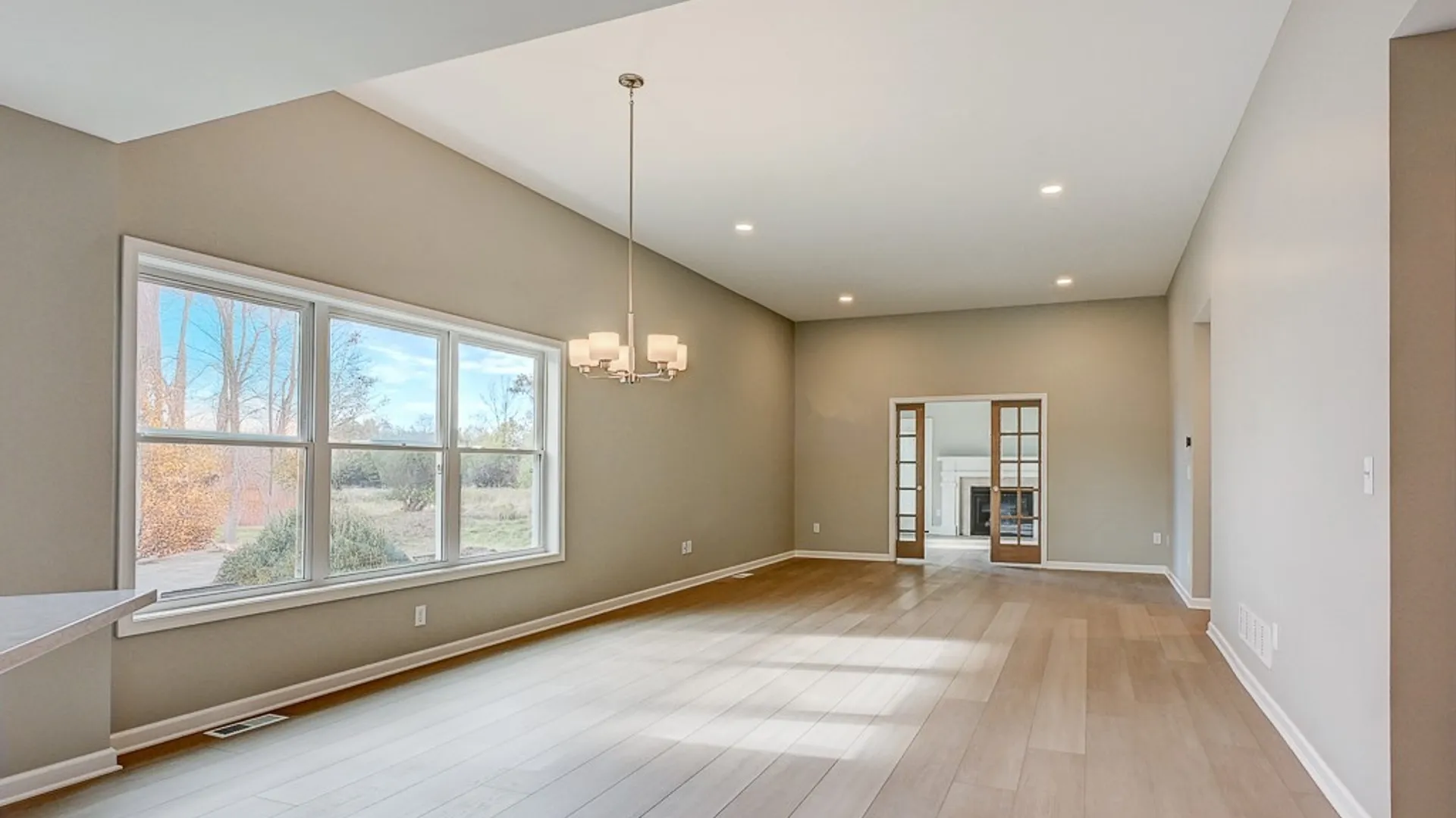 Property at 6685 Curtis Court, Lockport Town, NY 14094 3