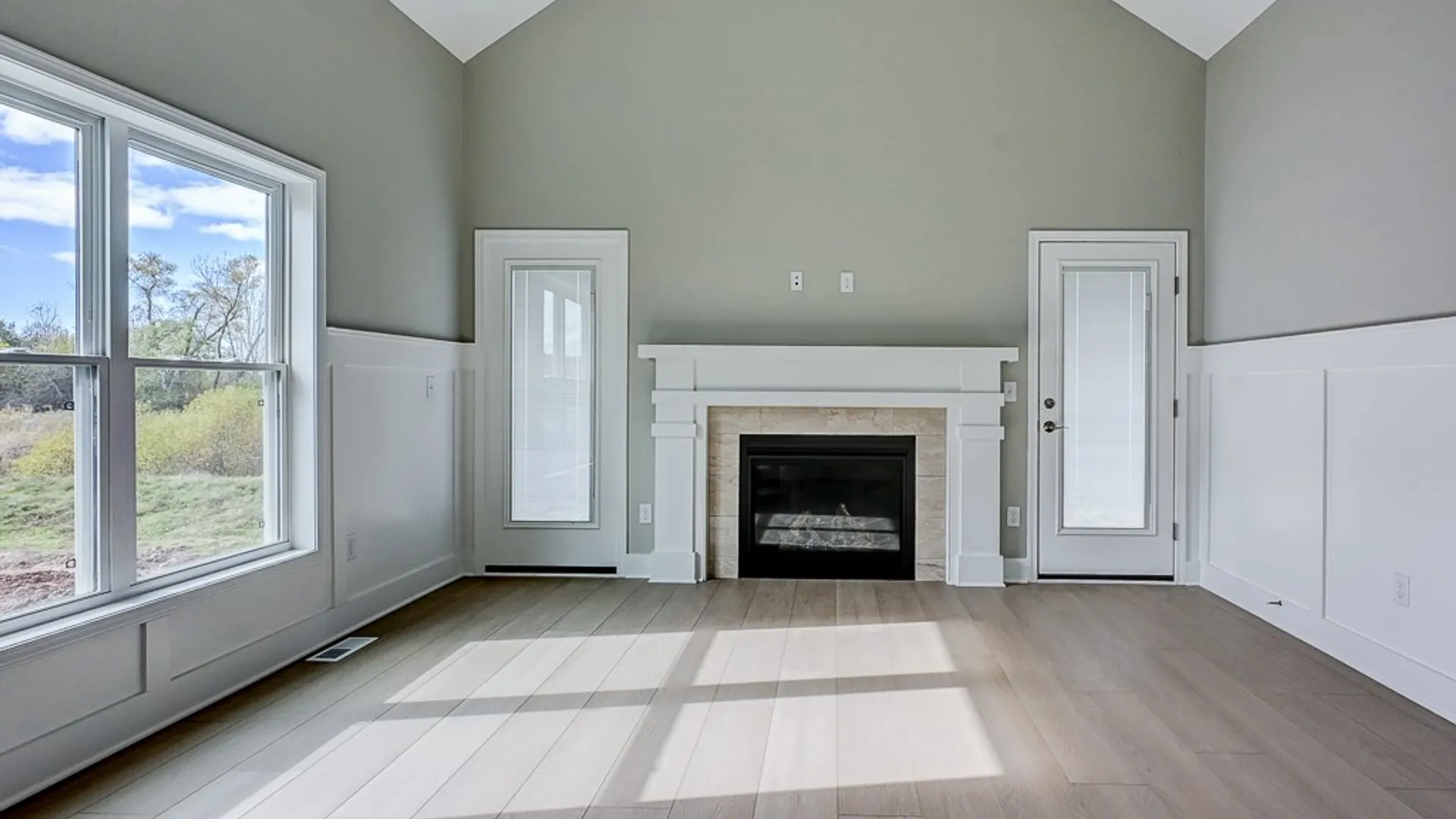 Property at 6685 Curtis Court, Lockport Town, NY 14094 4