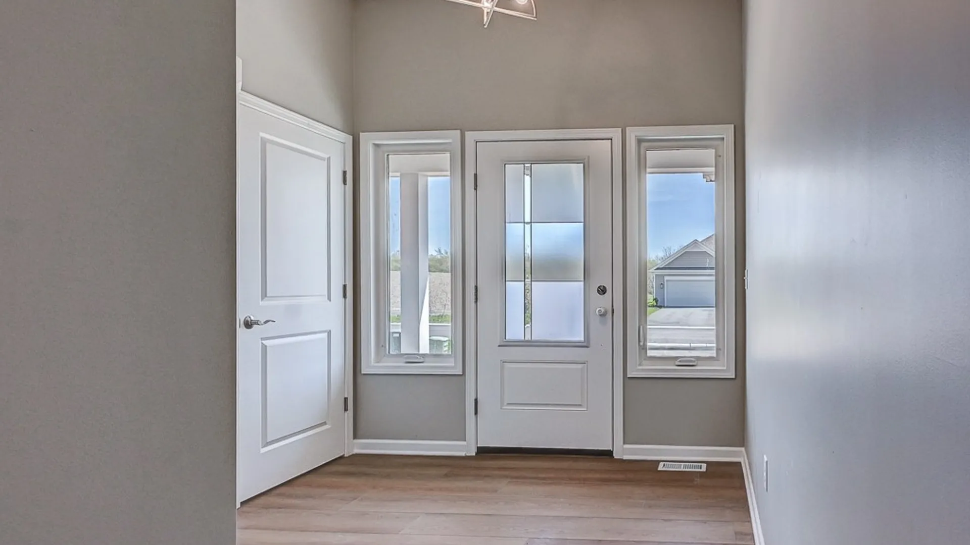 Property at 6683 Curtis Court, Lockport Town, NY 14094 6