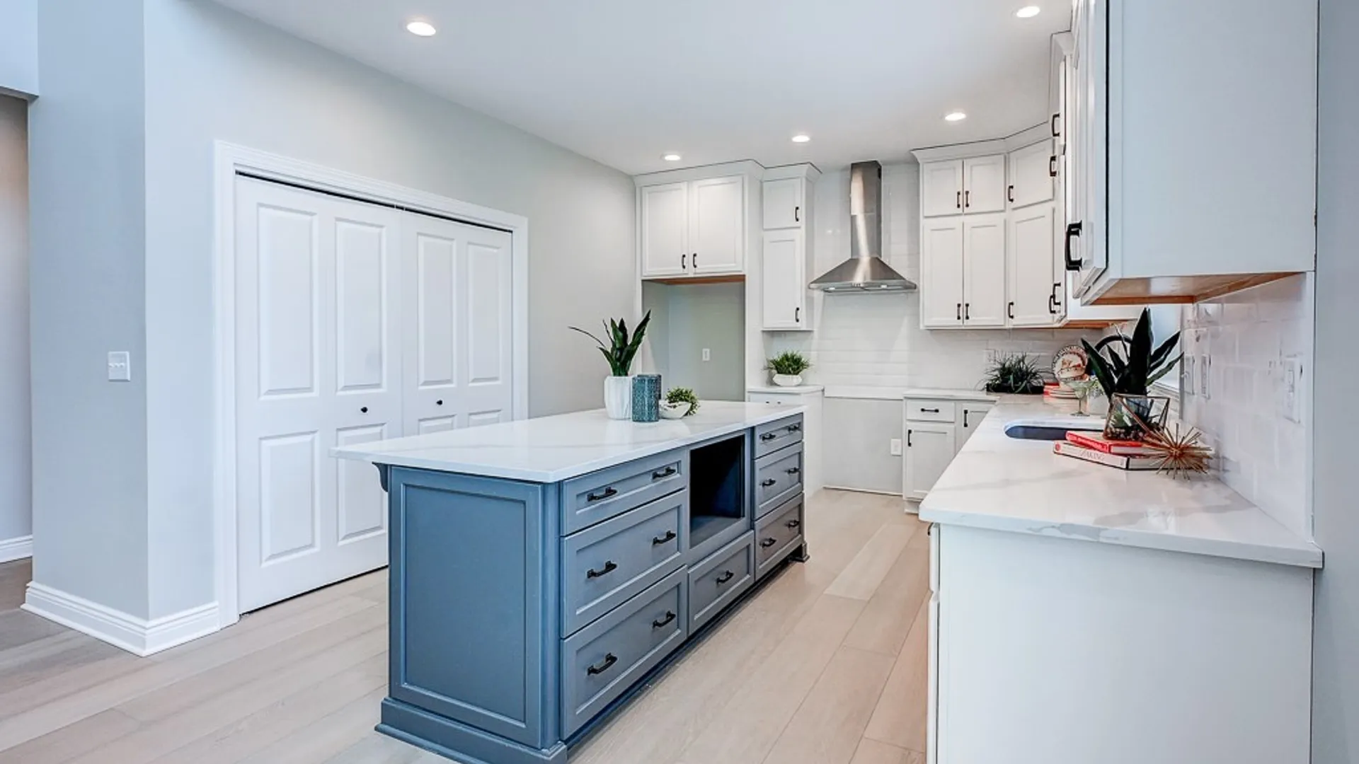 Property at 262 Rachel Vincent Way, Buffalo, NY 14216 7