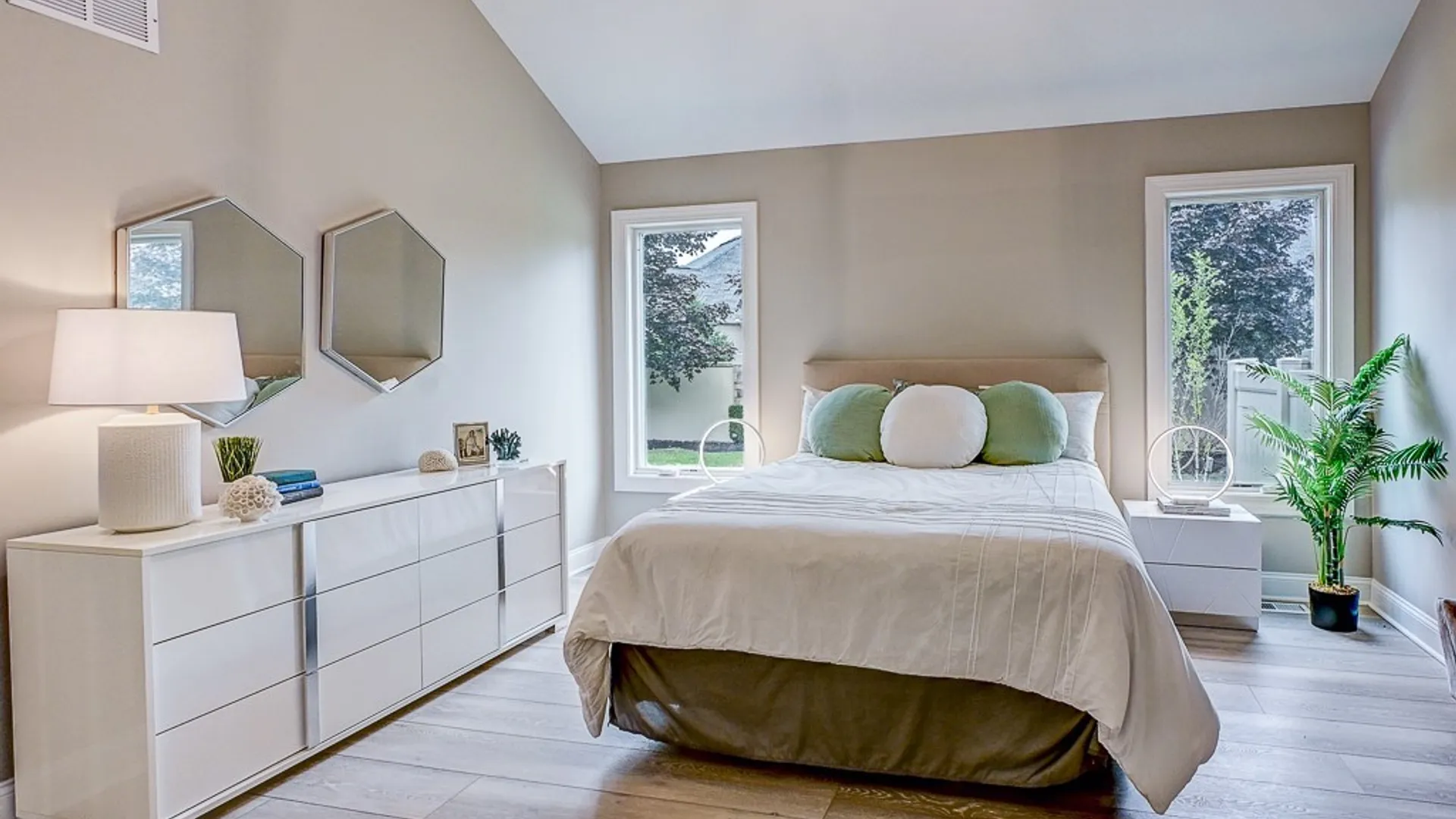 Property at 37 C Stonham Place, Amherst, NY 14221 7