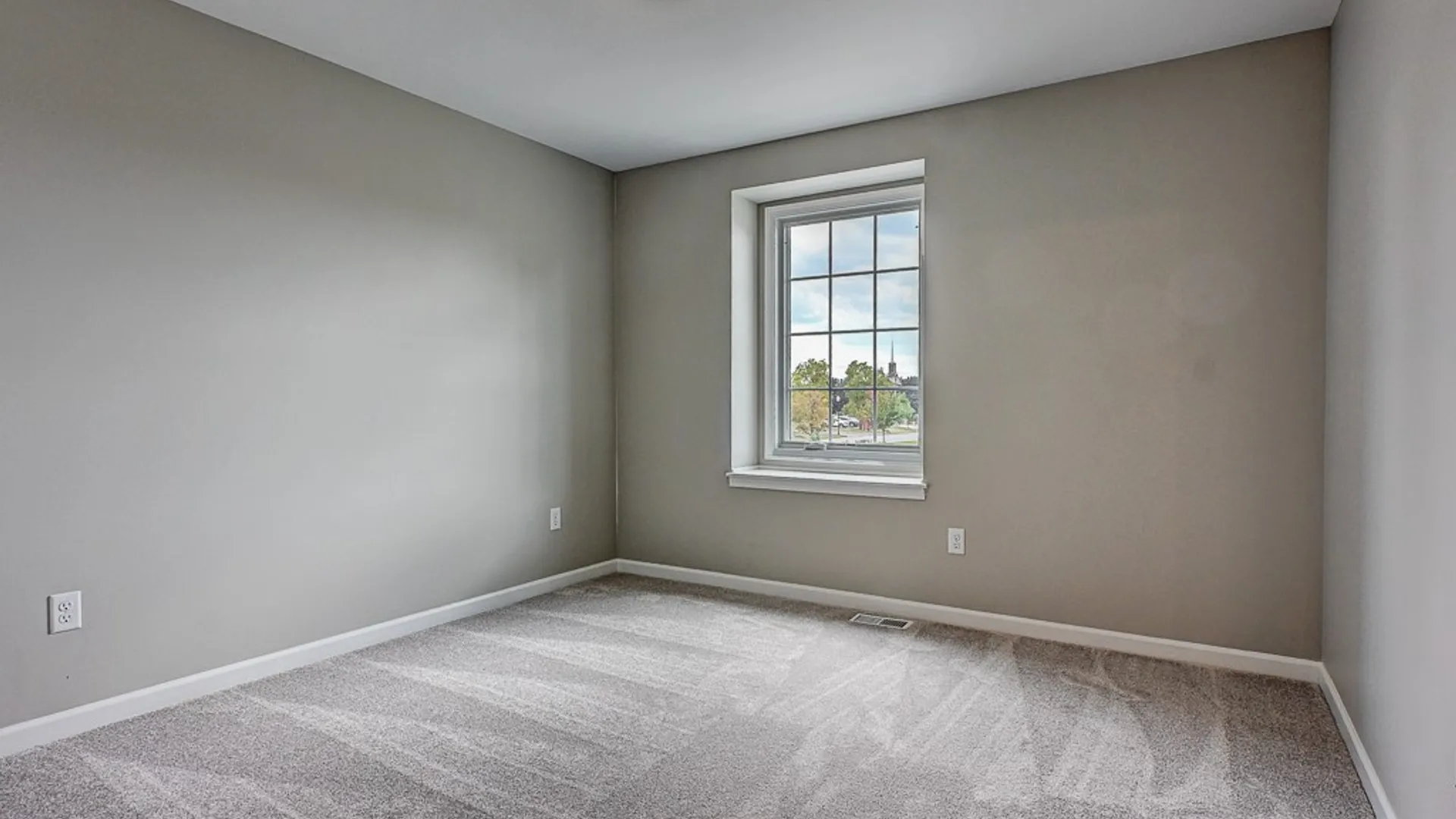 Property at 37 C Stonham Place, Amherst, NY 14221 9