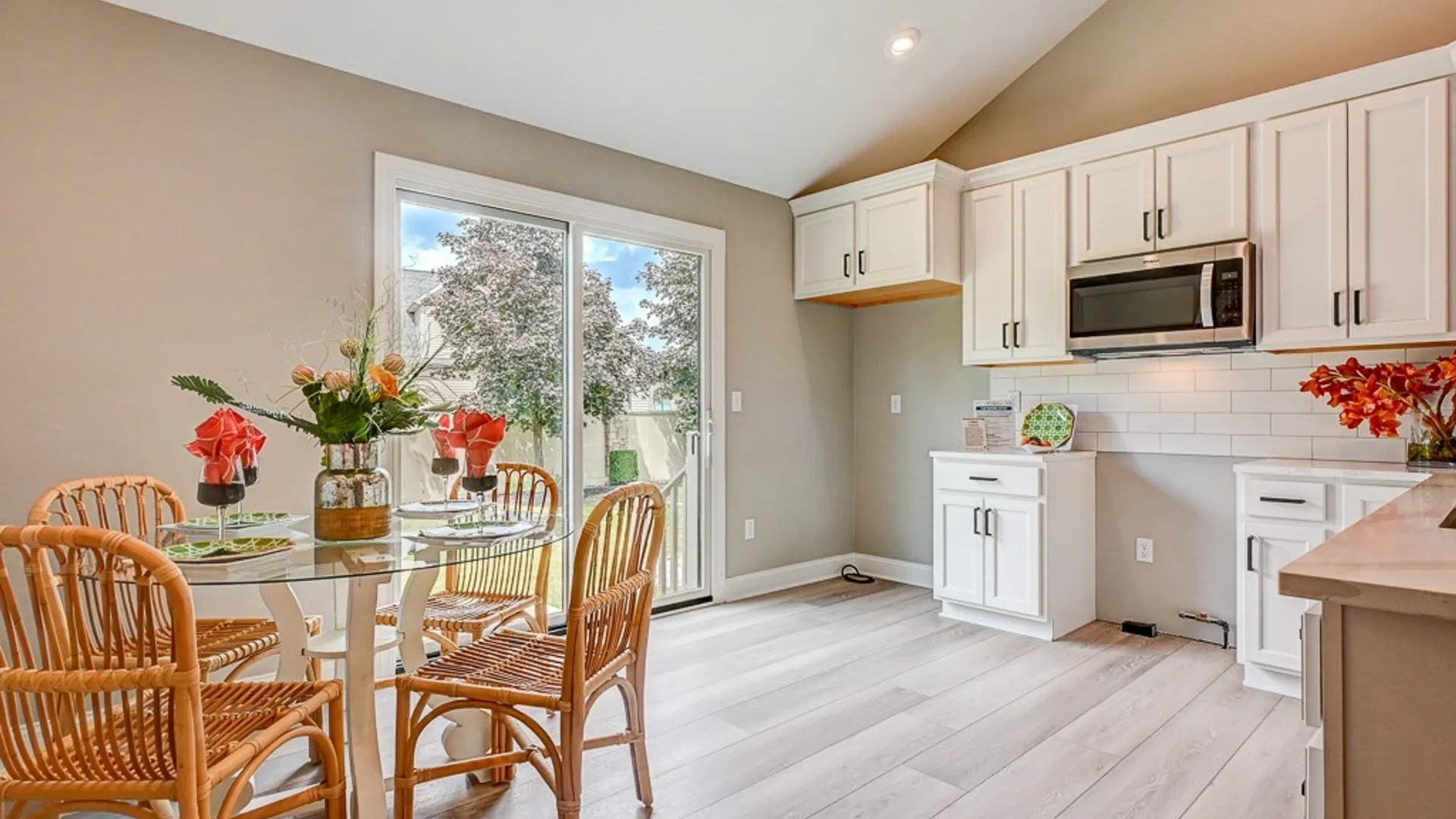 Property at 37 B Stonham Place, Amherst, NY 14221 3