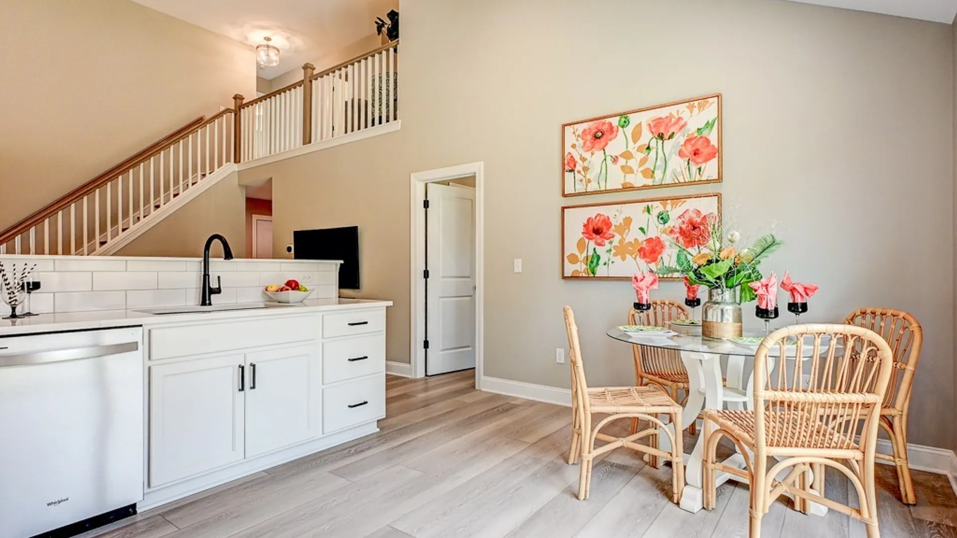 Property at 37 B Stonham Place, Amherst, NY 14221 4