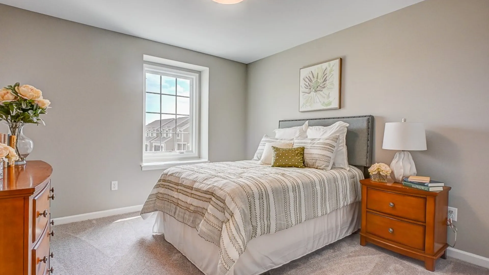 Property at 37 B Stonham Place, Amherst, NY 14221 7