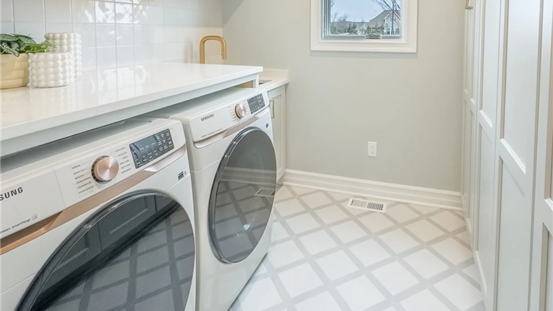 Property at 10 Pendleton Hill Road, Brighton, NY 14618 36