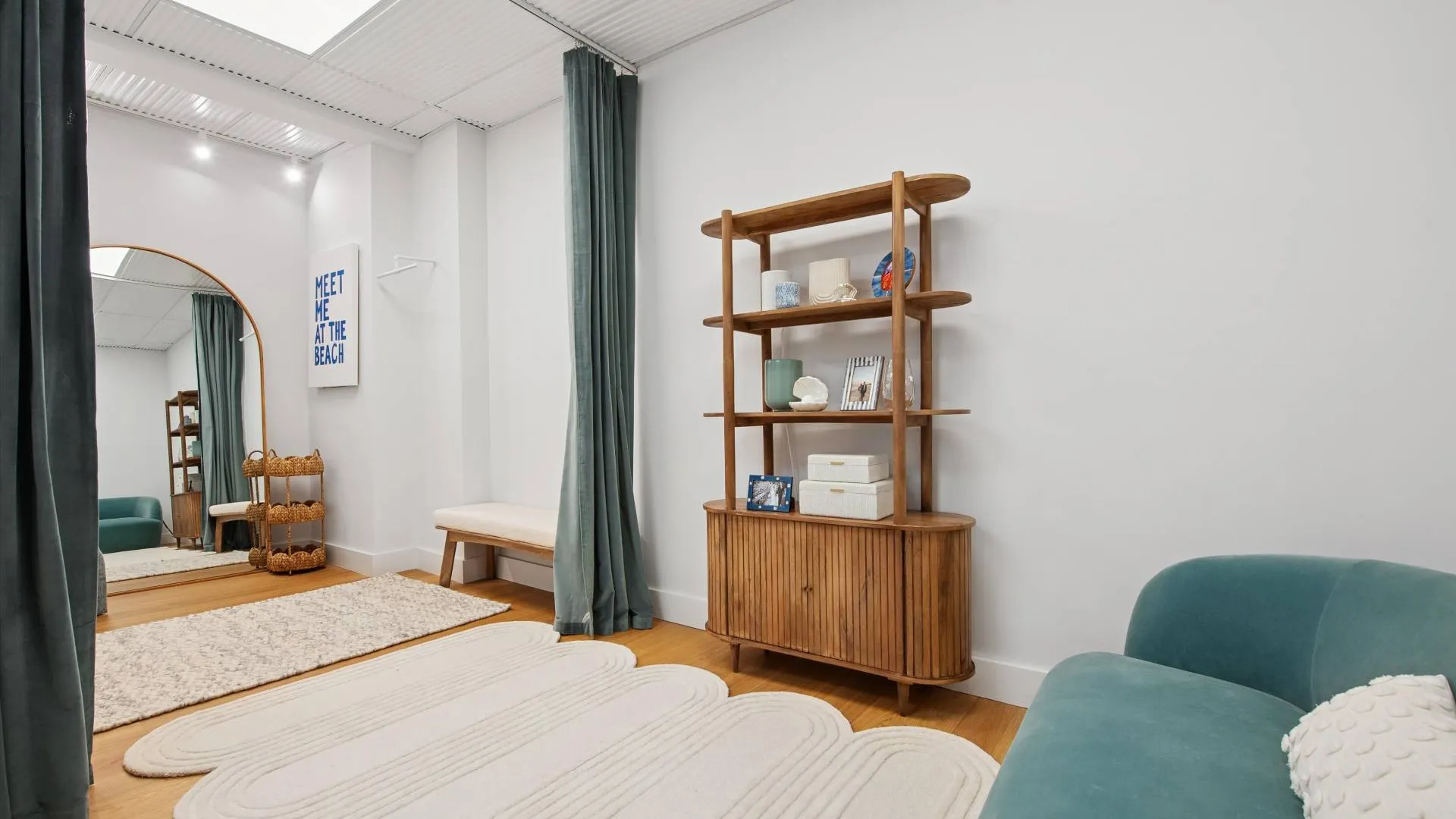 Property at 1-15 Hill St, Southampton, NY 11968 9