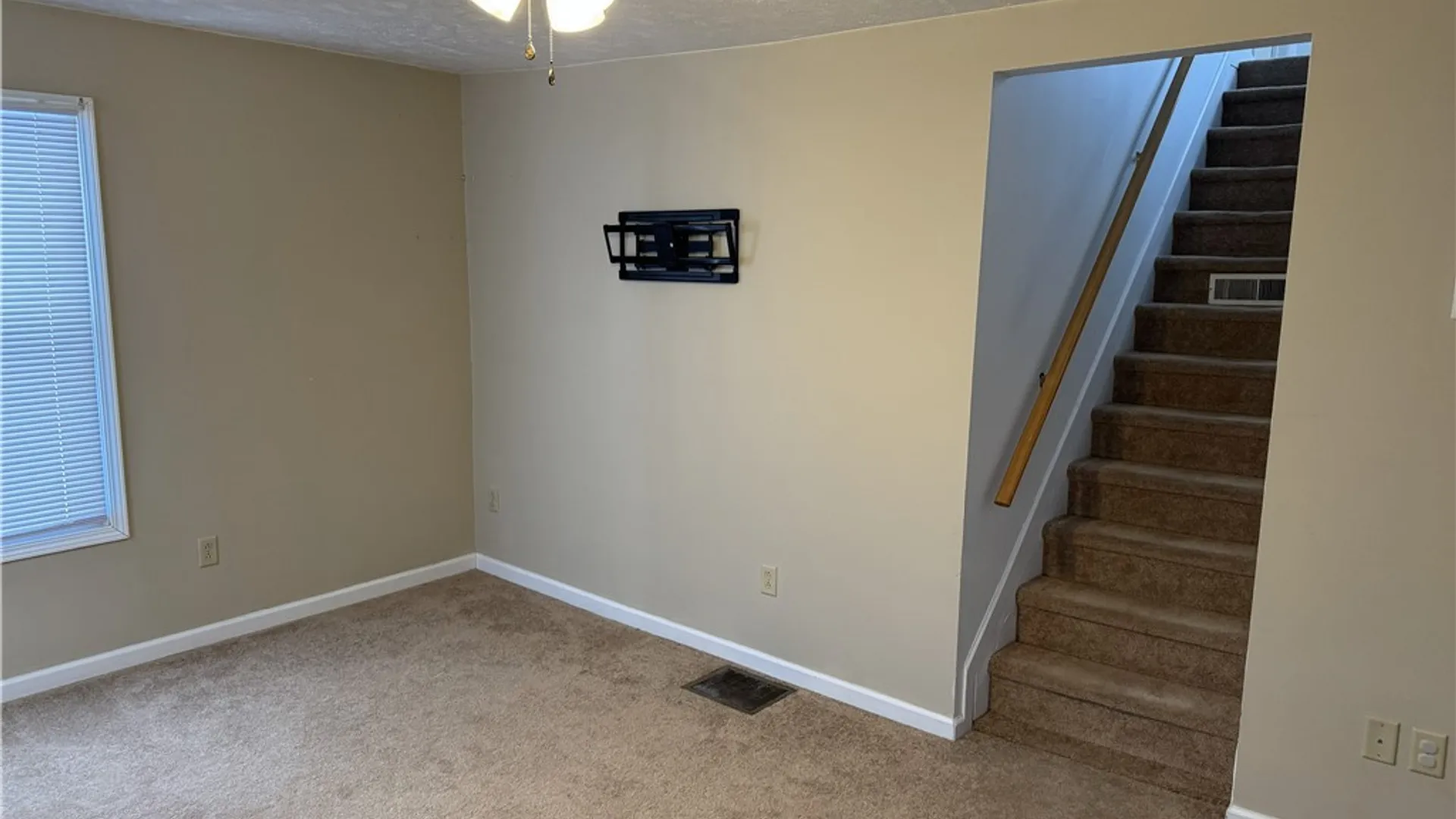 Property at 308 Grand Street, Oneida, NY 13421 8