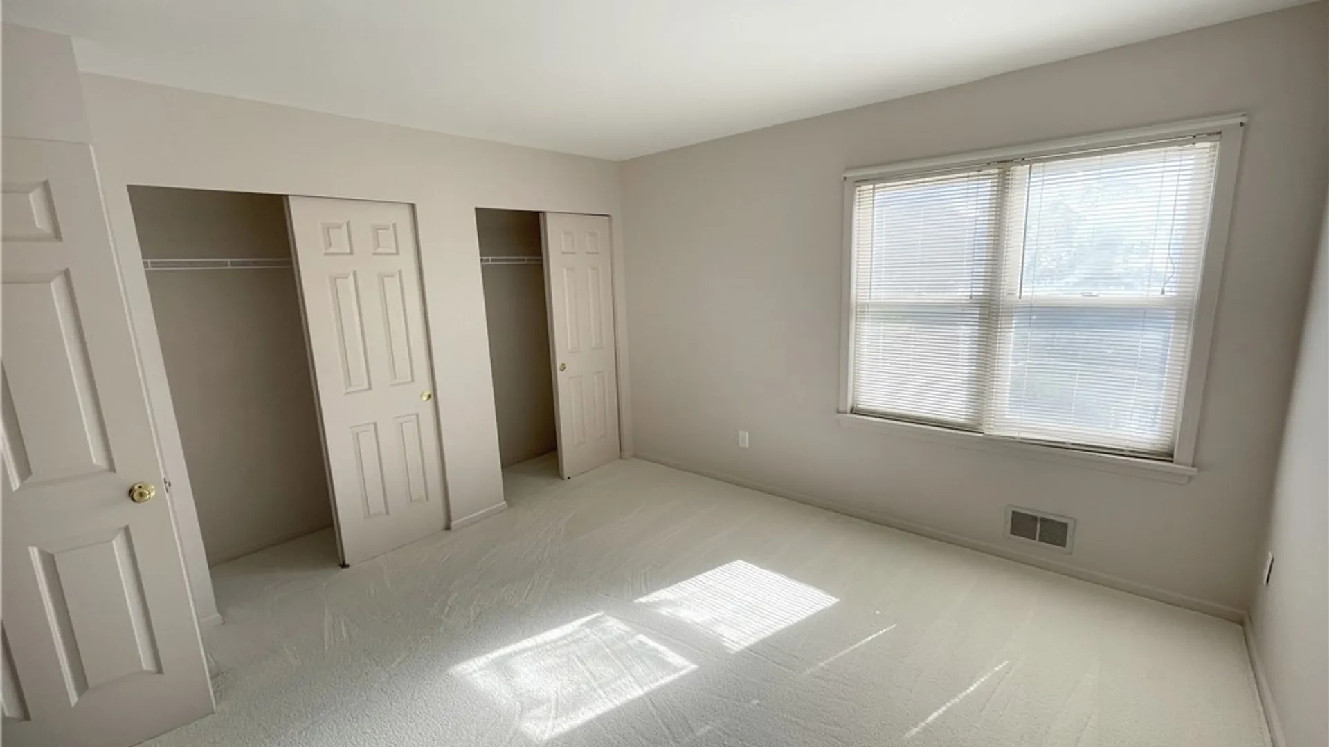 Property at 245 Roseland Ln, Canandaigua City, NY 14424 16