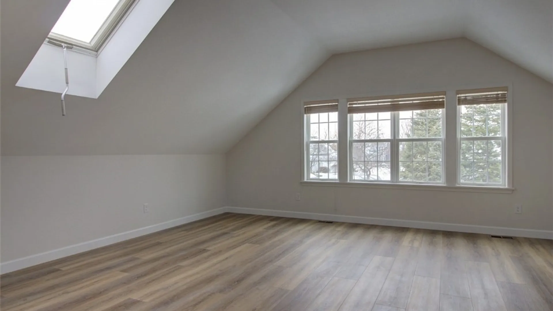 Property at 245 Roseland Ln, Canandaigua City, NY 14424 21