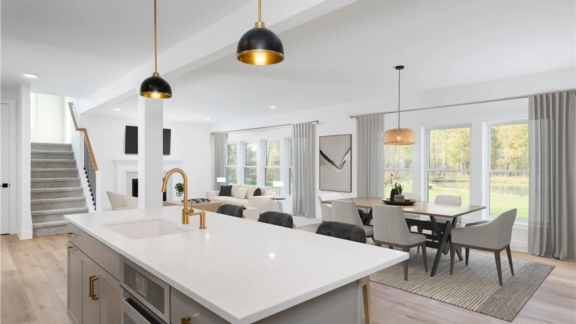 Property at 5693 Dorothy Circle, Clarence, NY 14032 3