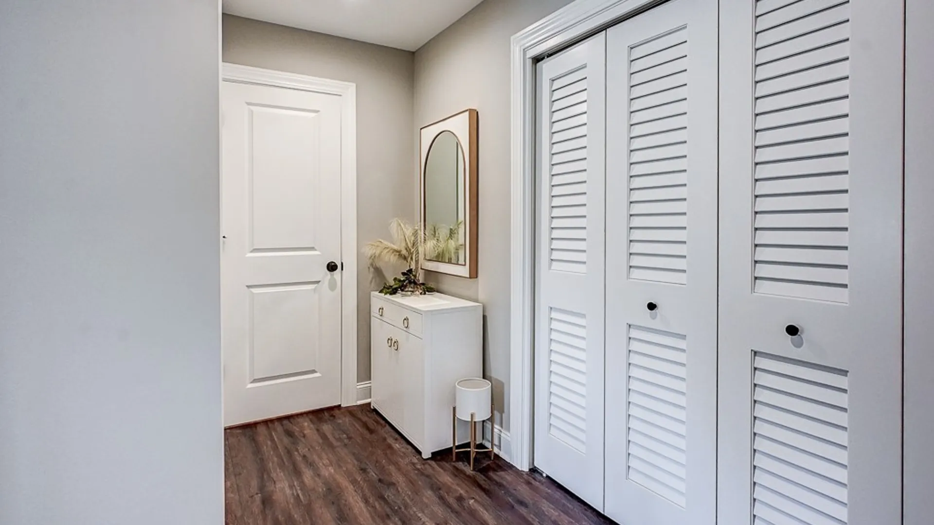 Property at 22 B Stonham Place, Amherst, NY 14221 17