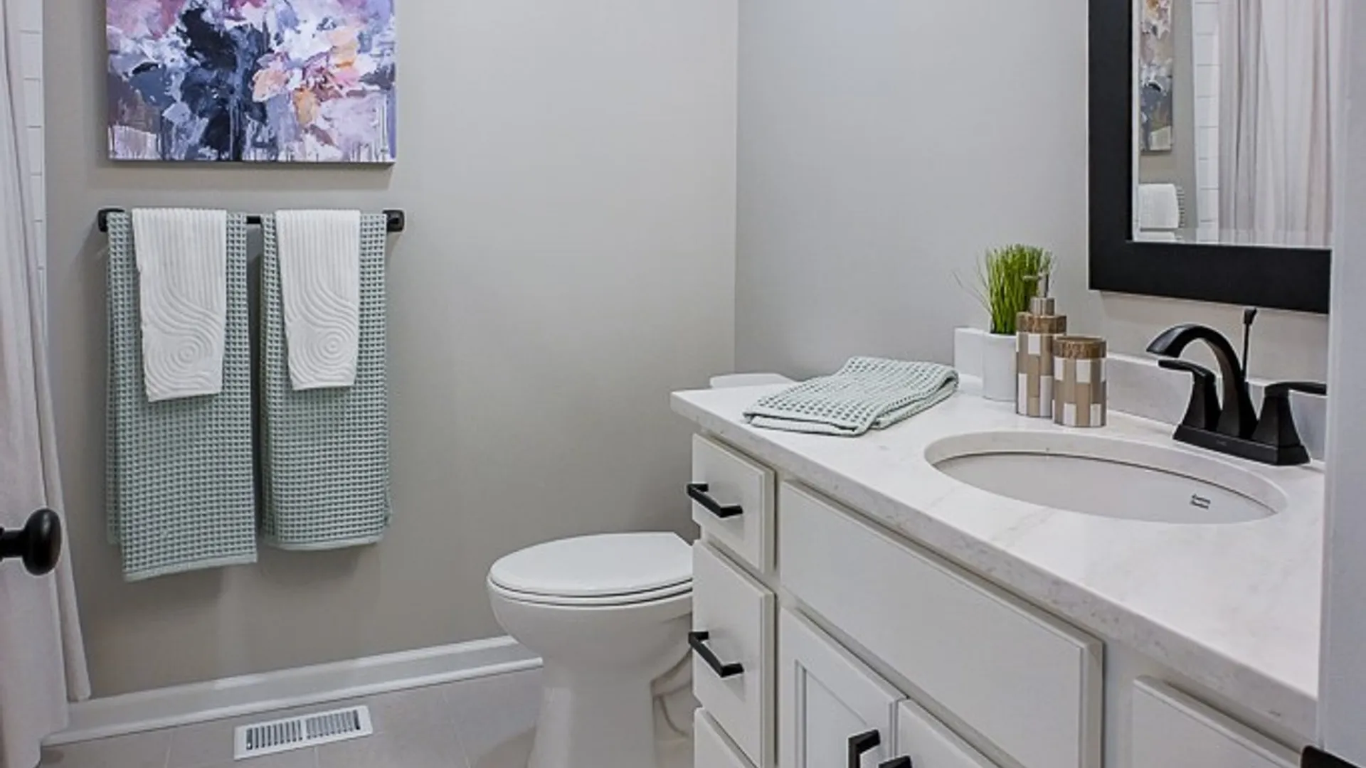 Property at 22 B Stonham Place, Amherst, NY 14221 5