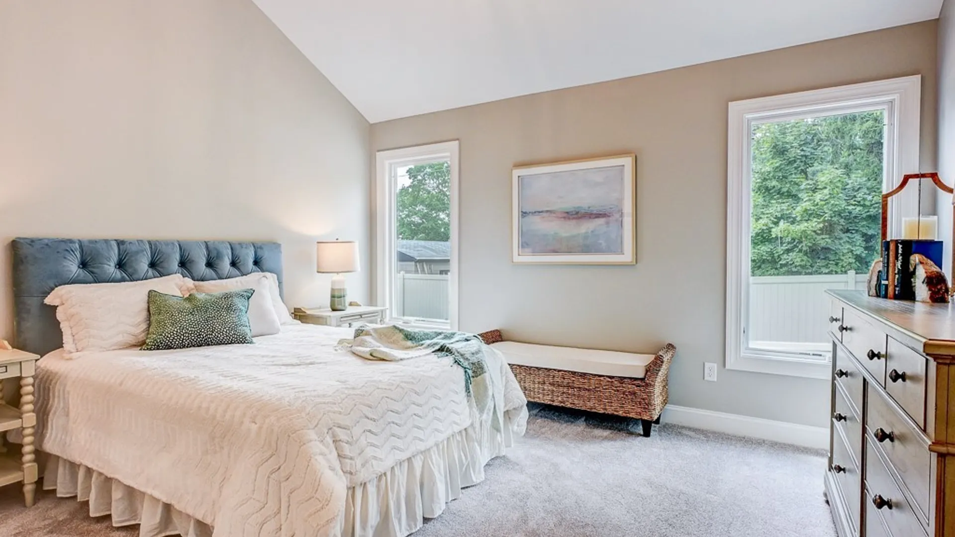 Property at 22 A Stonham Place, Amherst, NY 14221 5