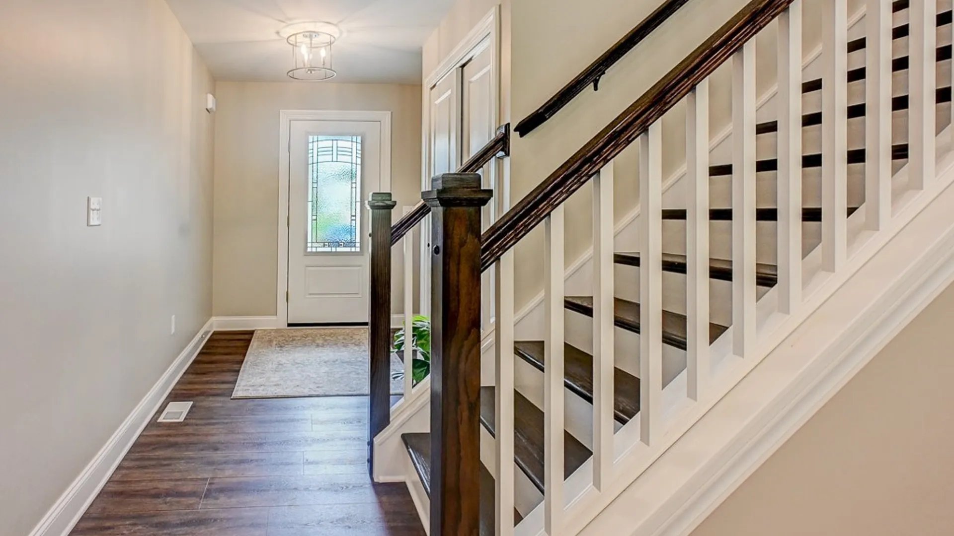 Property at 22 A Stonham Place, Amherst, NY 14221 9