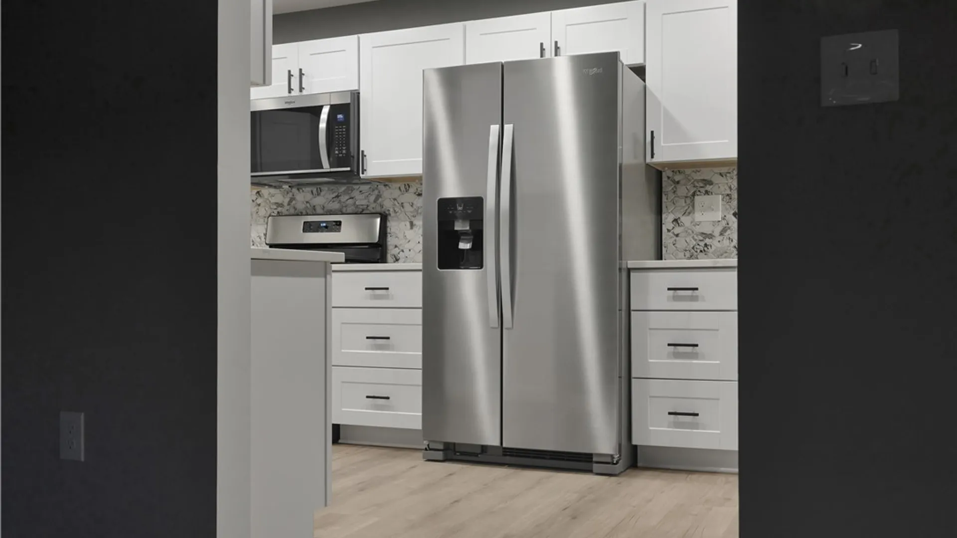 Property at 219 Barrington Road, Syracuse, NY 13214 14