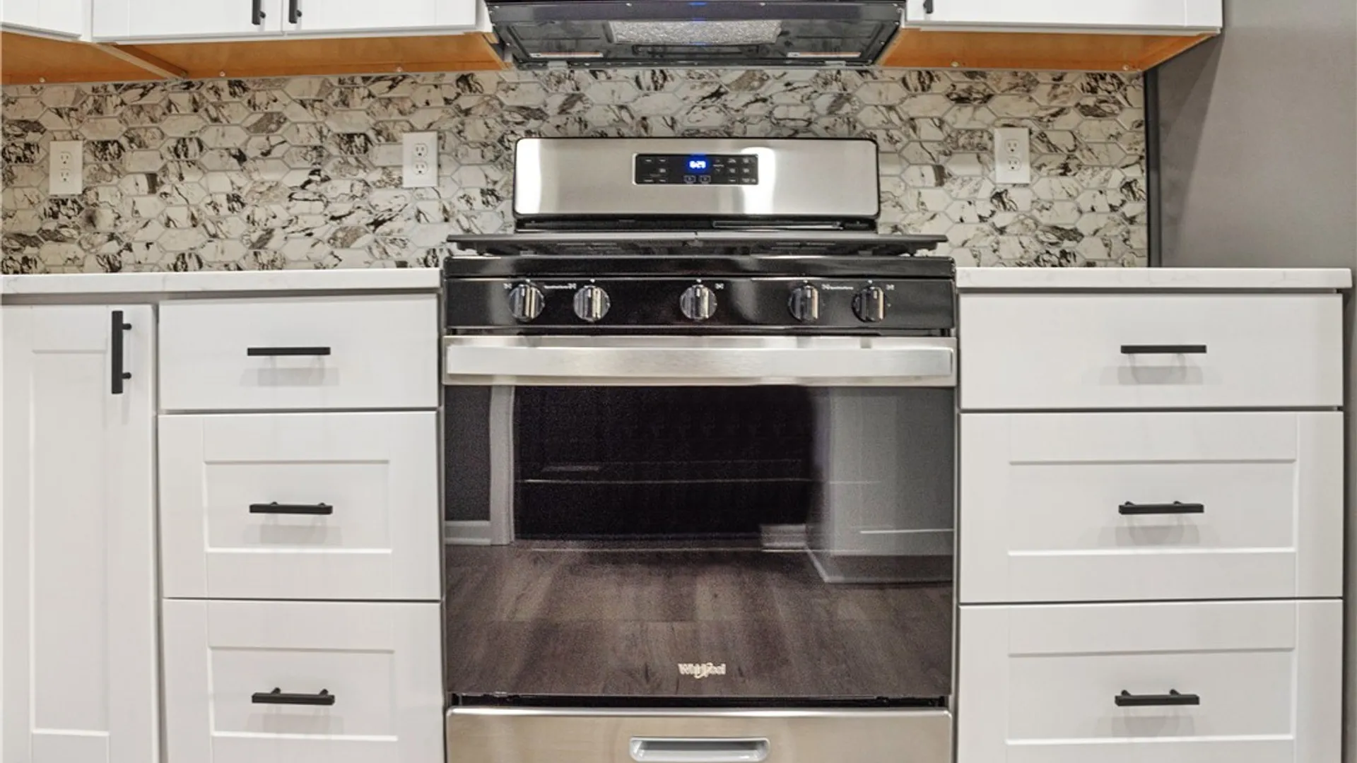 Property at 219 Barrington Road, Syracuse, NY 13214 15