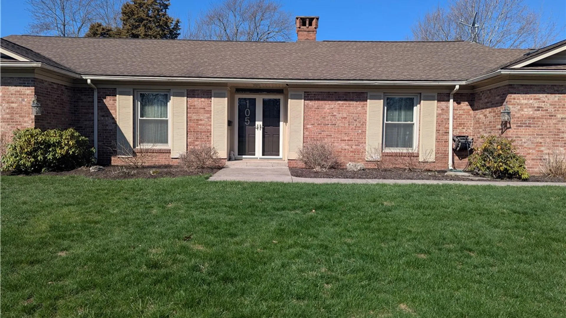 Property at 105 Woodland Avenue, Ridgeway, NY 14103 2