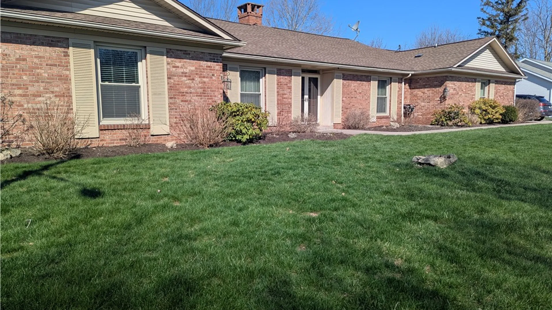 Property at 105 Woodland Avenue, Ridgeway, NY 14103 5