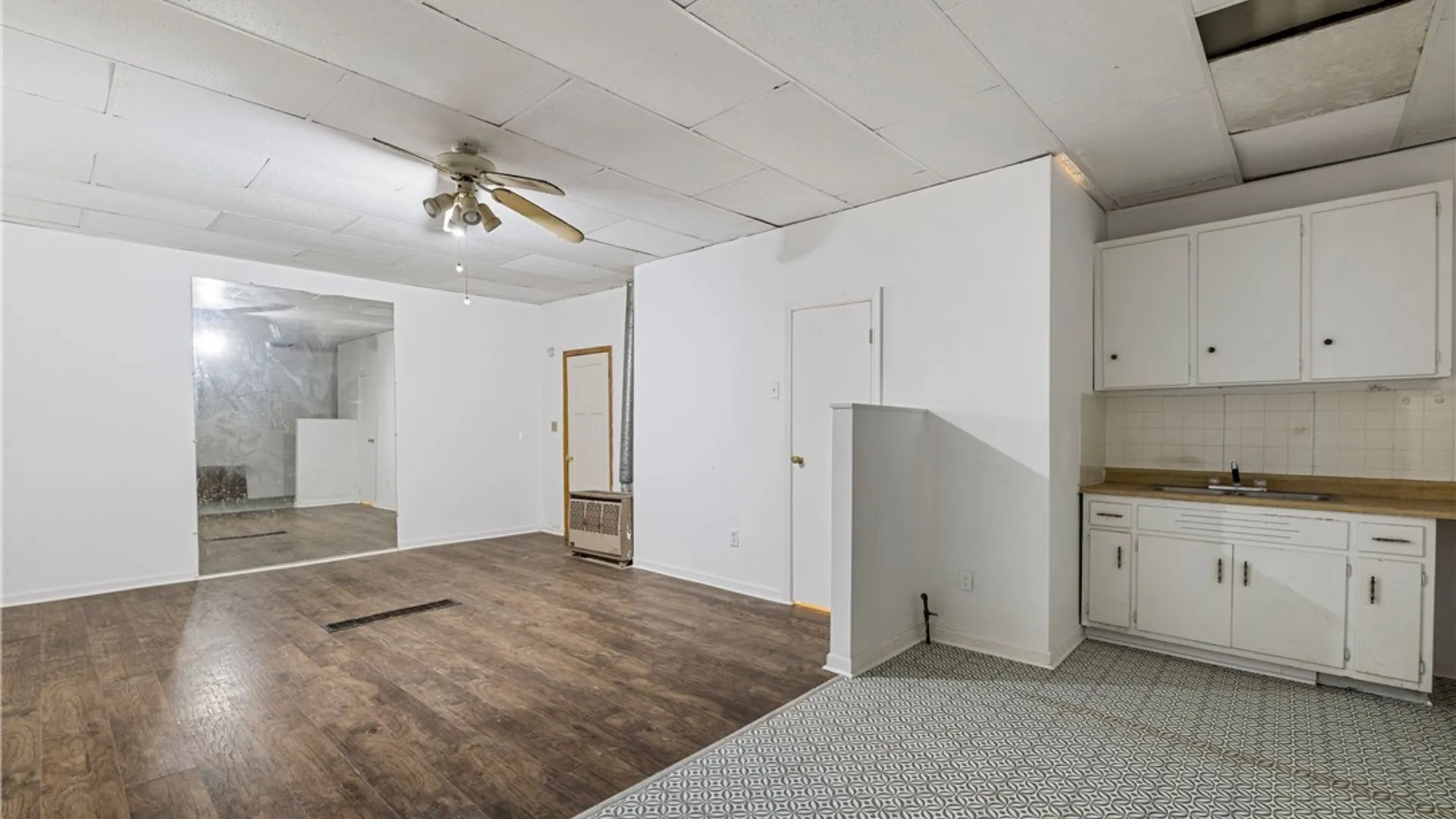 Property at 2511 Pine Avenue, Niagara Falls, NY 14301 11