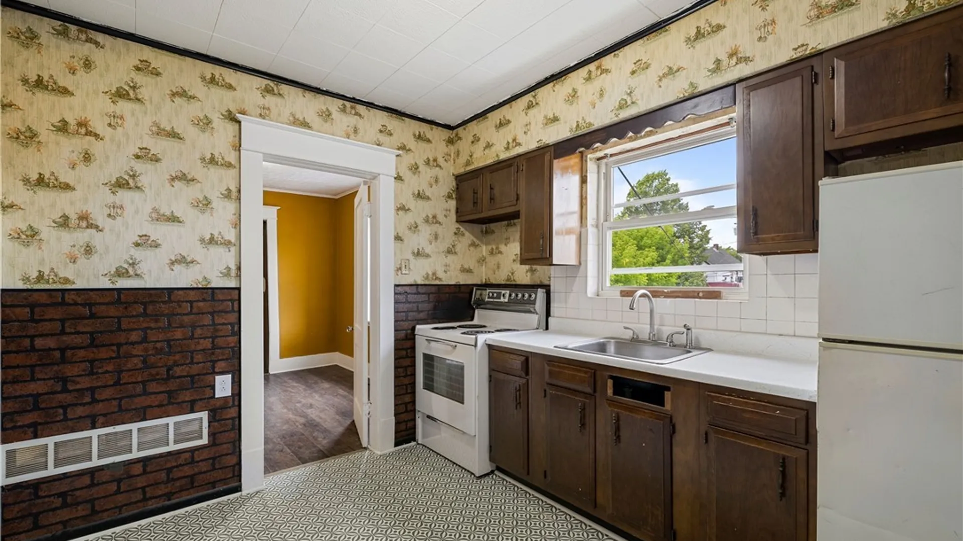 Property at 2511 Pine Avenue, Niagara Falls, NY 14301 18