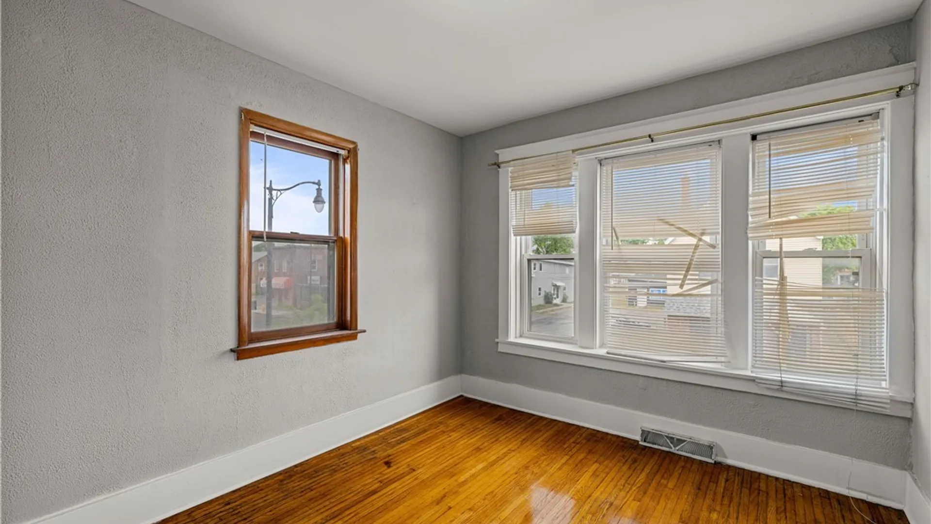 Property at 2511 Pine Avenue, Niagara Falls, NY 14301 27