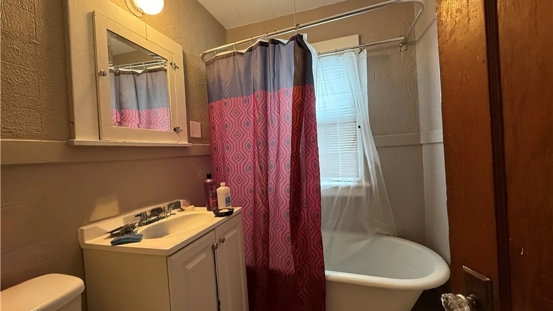 Property at 83 Fisher Street, Buffalo, NY 14215 6