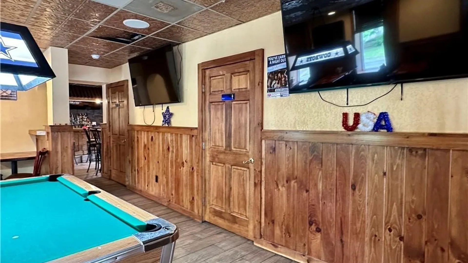 Property at 324 W Broadway Street, Fulton, NY 13069 7