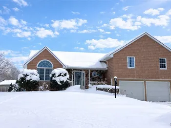 Property at 9111 Birch Circle, Marcy, NY 13403