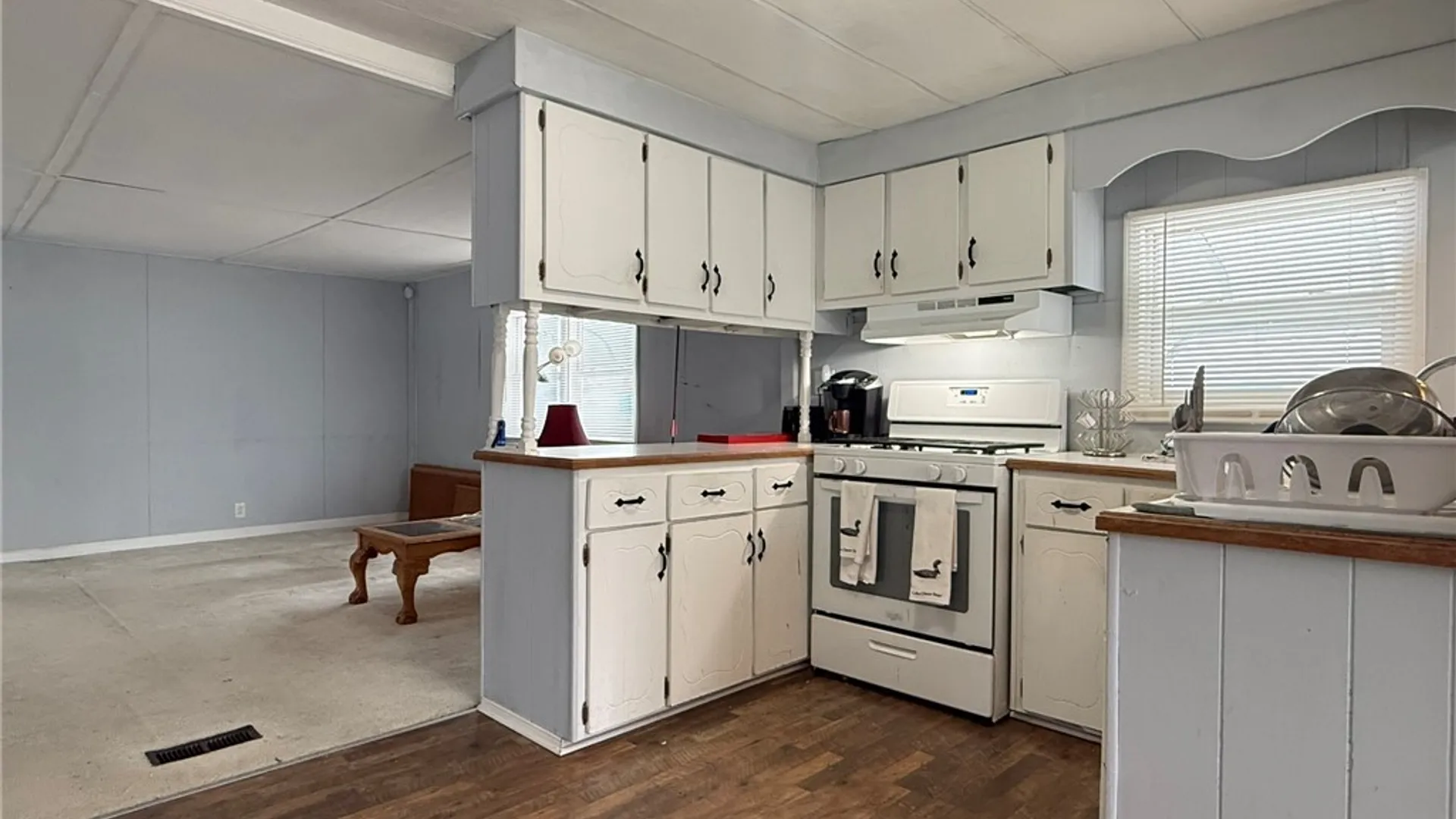 Property at 10 Laurel Street, Newstead, NY 14001 10