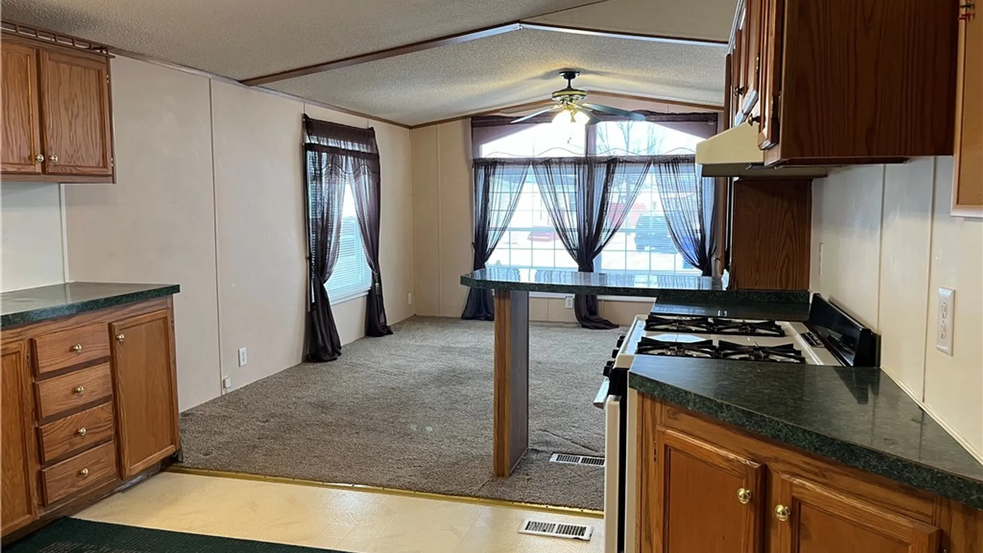 Property at 1164 Timberwood Drive, Lockport Town, NY 14094 13