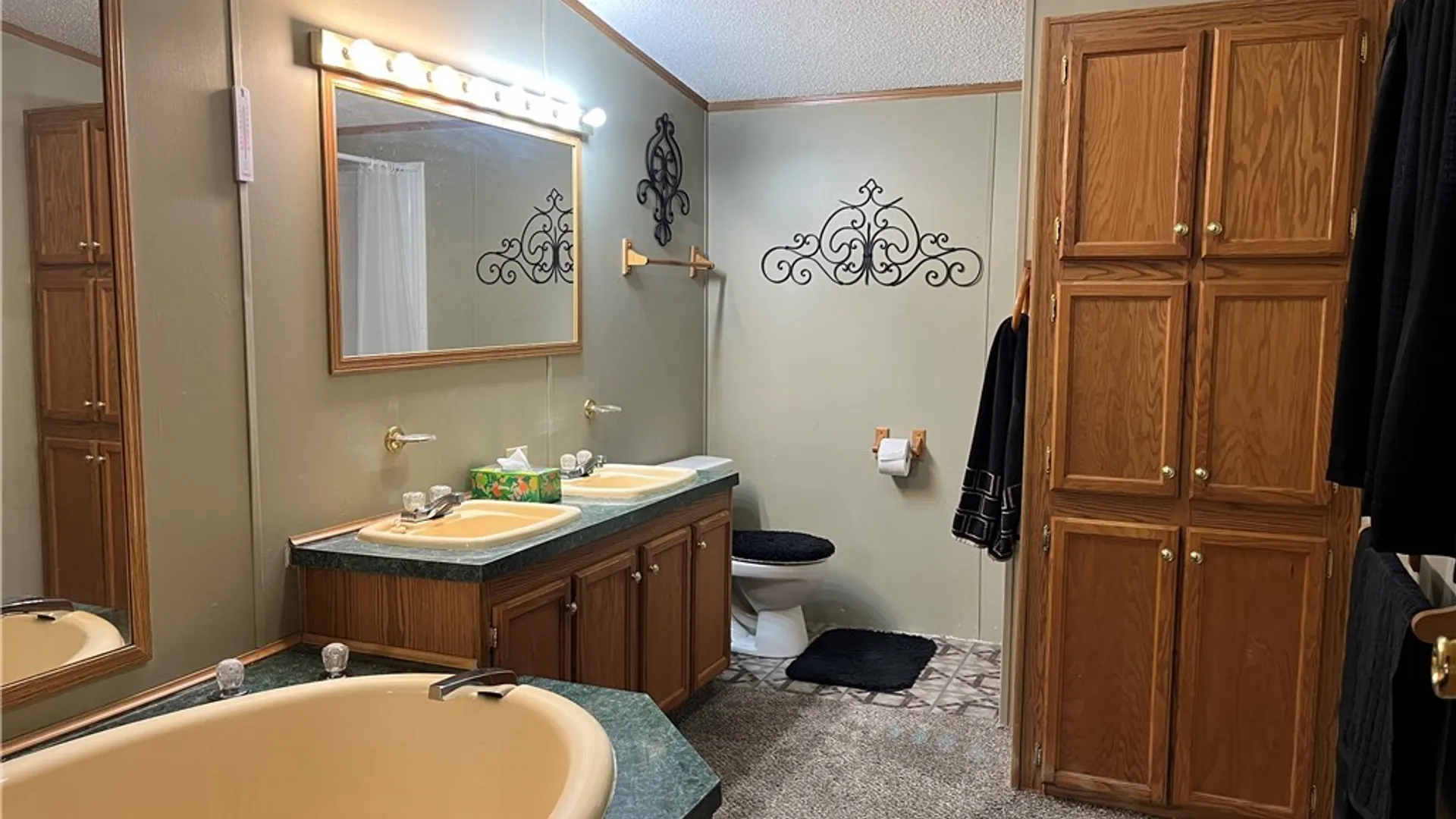 Property at 1164 Timberwood Drive, Lockport Town, NY 14094 33