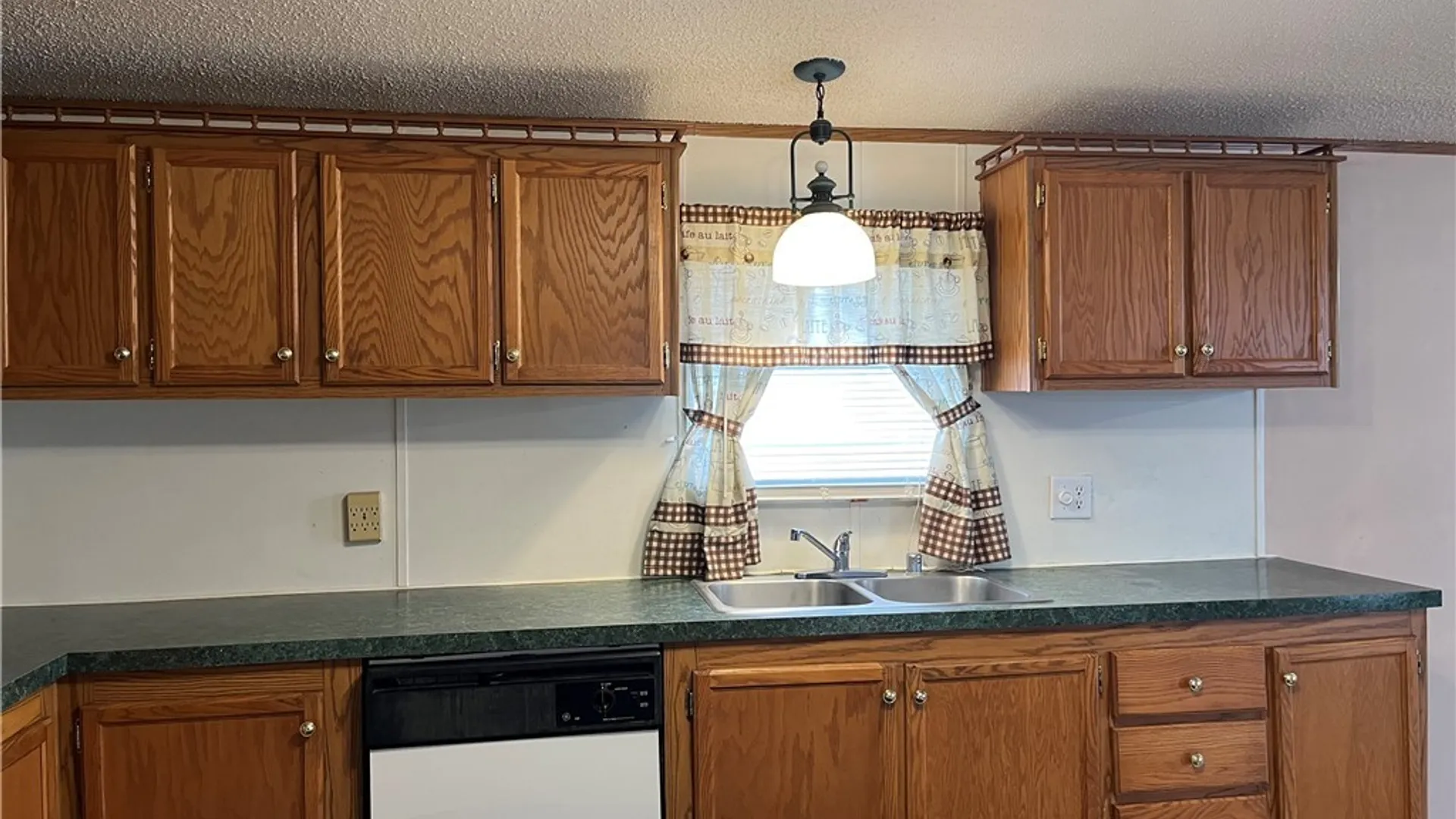 Property at 1164 Timberwood Drive, Lockport Town, NY 14094 9