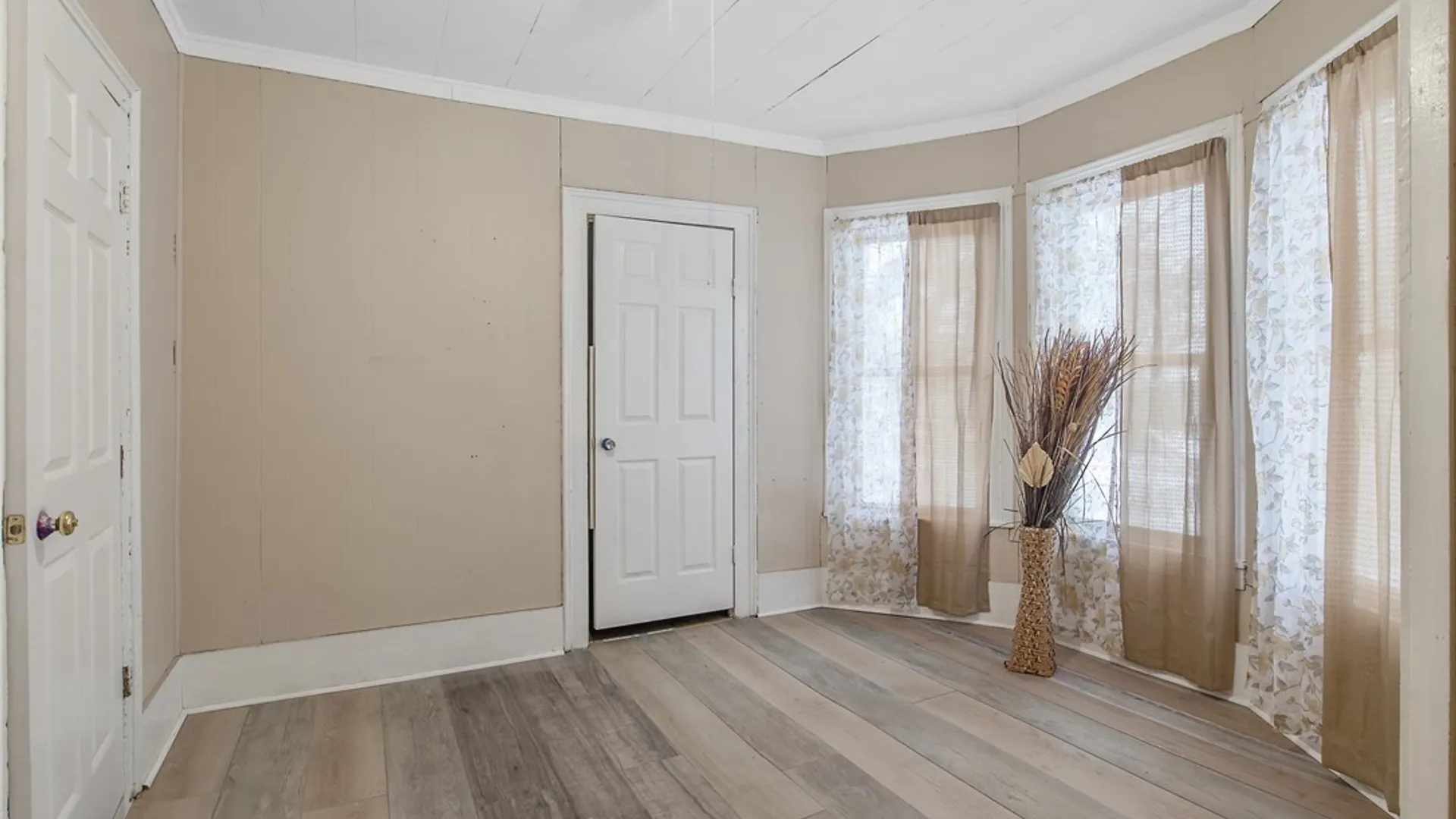 Property at 306 Shuart Ave, Syracuse, NY 13203 11