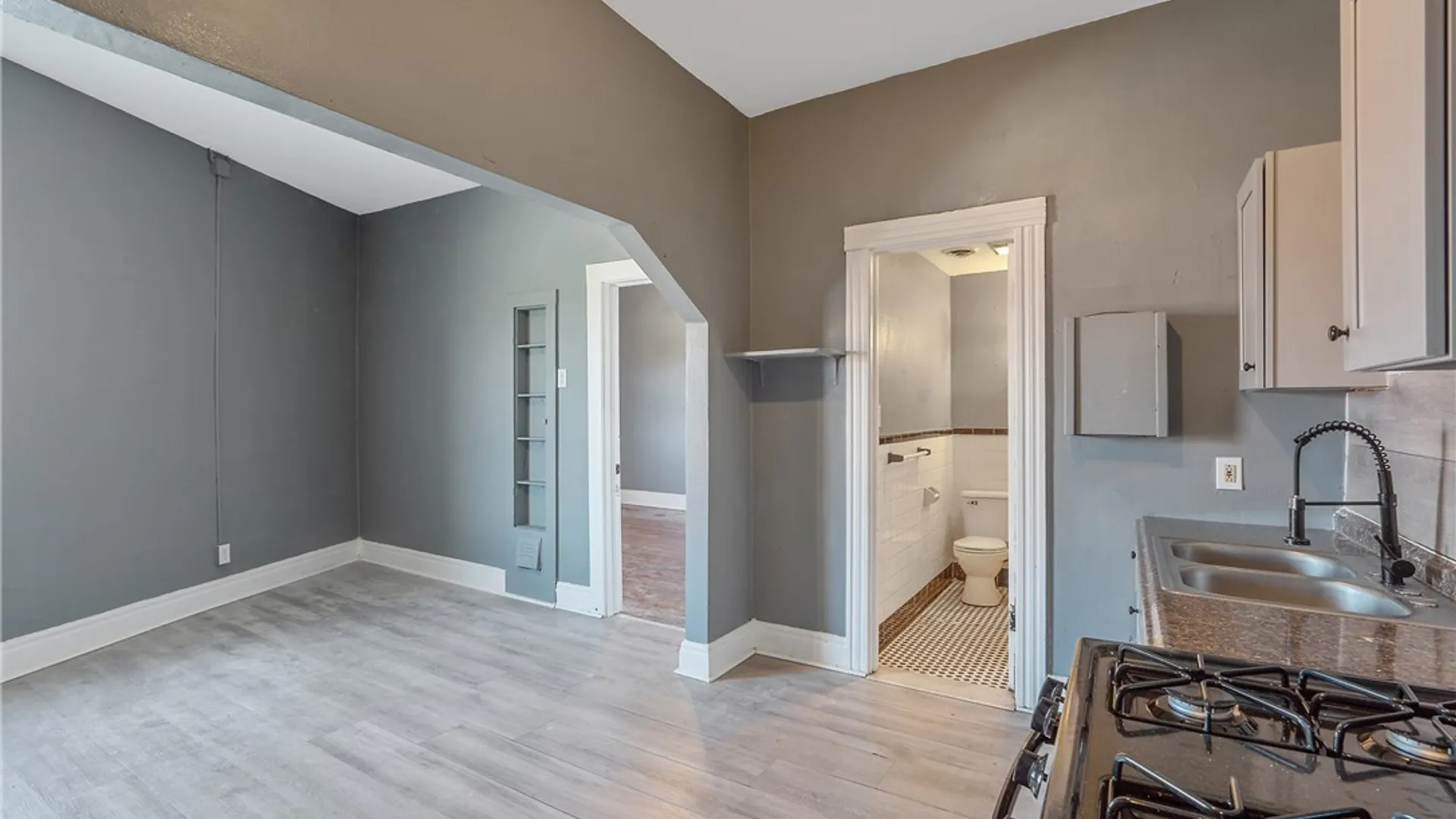 Property at 319 Salina Street, Syracuse, NY 13203 44