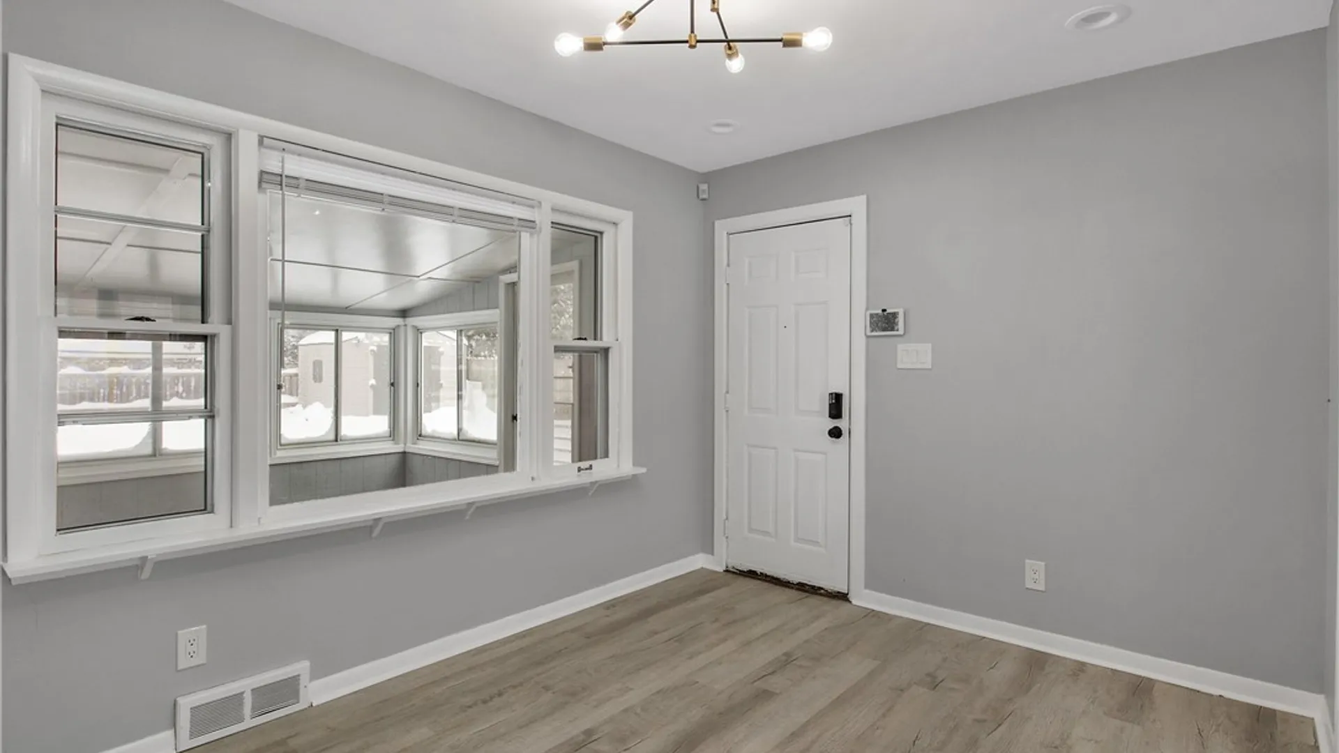 Property at 211 Dorchester Avenue, Syracuse, NY 13203 14